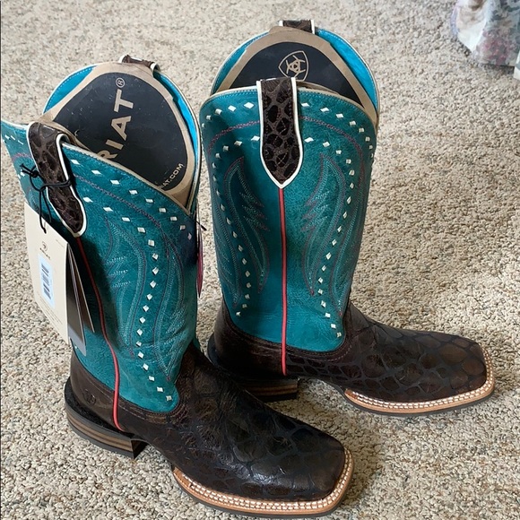 ariat callahan
